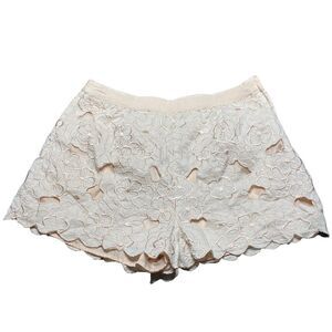 H&m Cream Floral Shorts